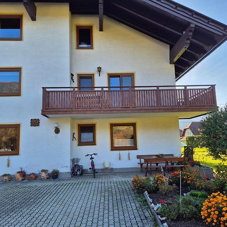 Ferienwohnung Schaller Feistritz an der Drau Exterior foto